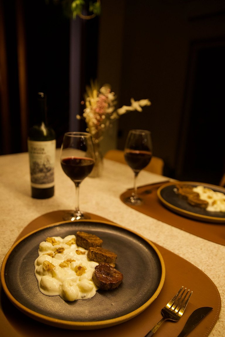 Chalé para casal, lindo, moderno, cozinha completa e hidro